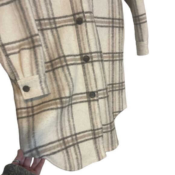 Joie Women's Size Medium Neutral Cream Long Button Up Shacket Sweater Jacket - Picture 4 of 11